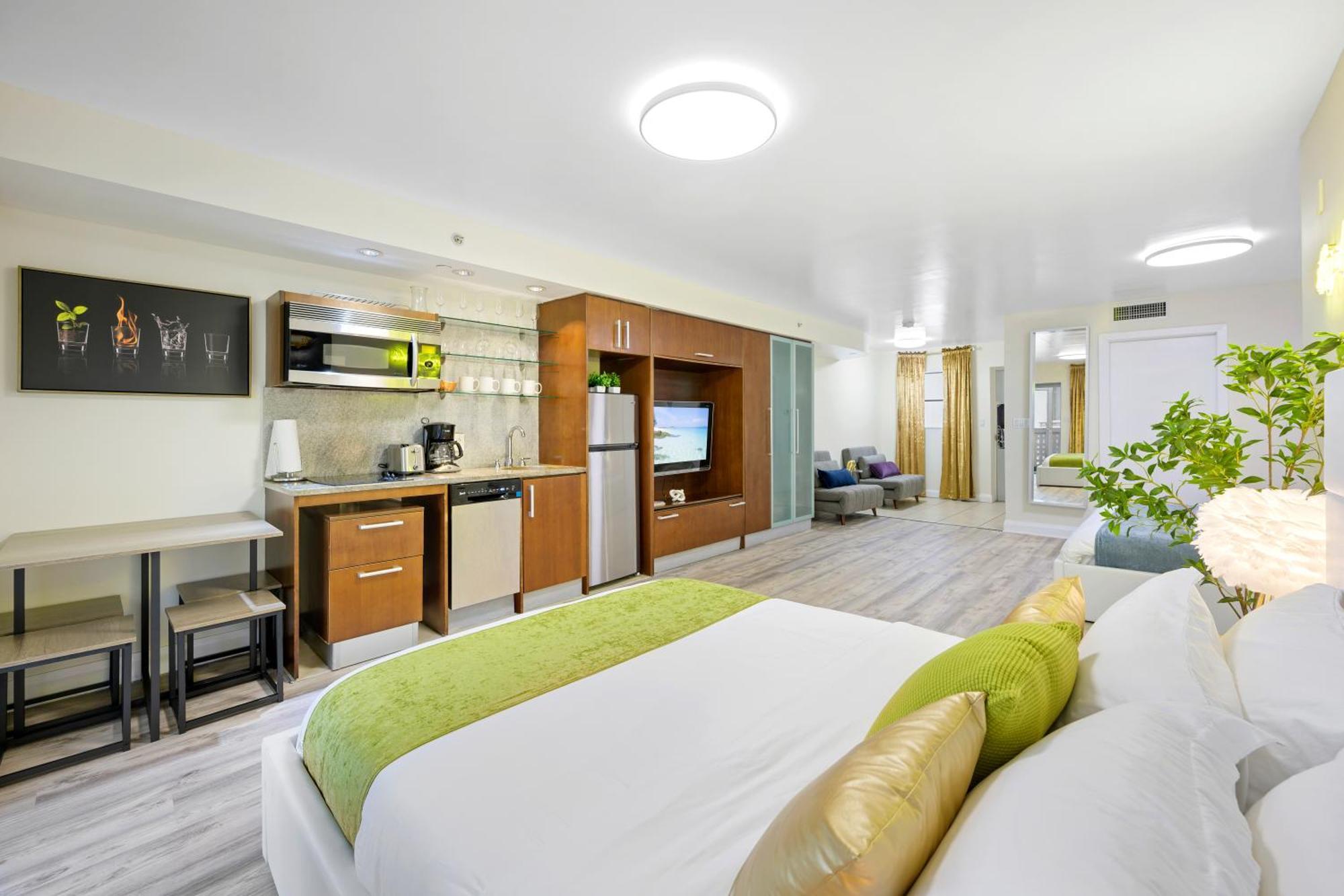 Ocean Drive Apartments With Rooftop Pool, South Beach, Miami Маямі-Біч Екстер'єр фото